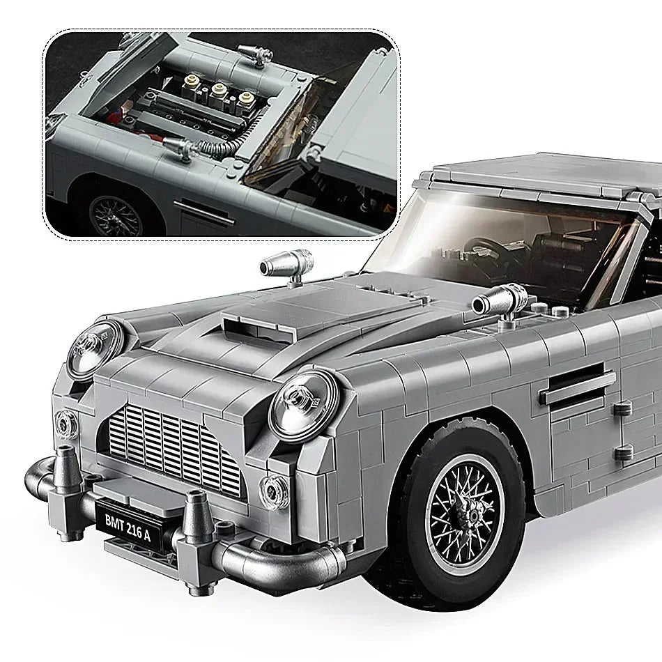 James Bond Aston Martin